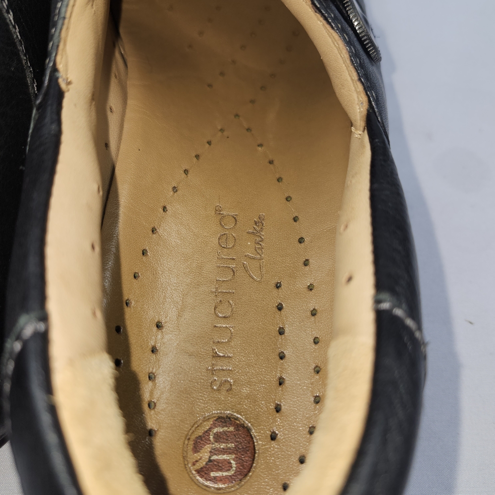 Clarks Unstructured Womens 11 W Black Leather Loafers Flats Casual Button Shoes - Picture 8 of 9